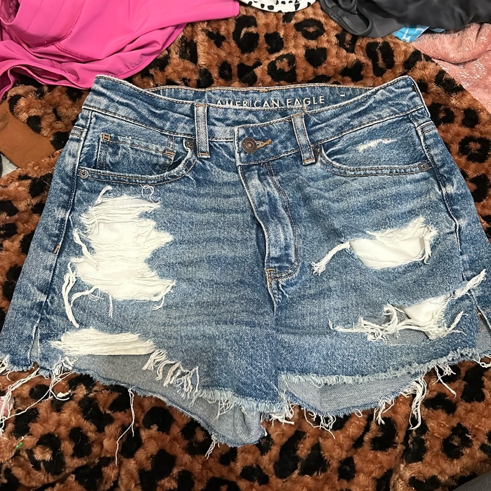 American eagle shorts!